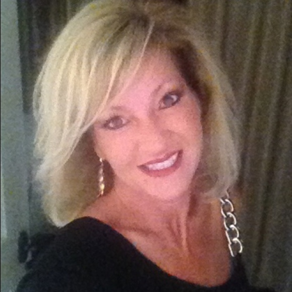 Meet your Posher, Tina